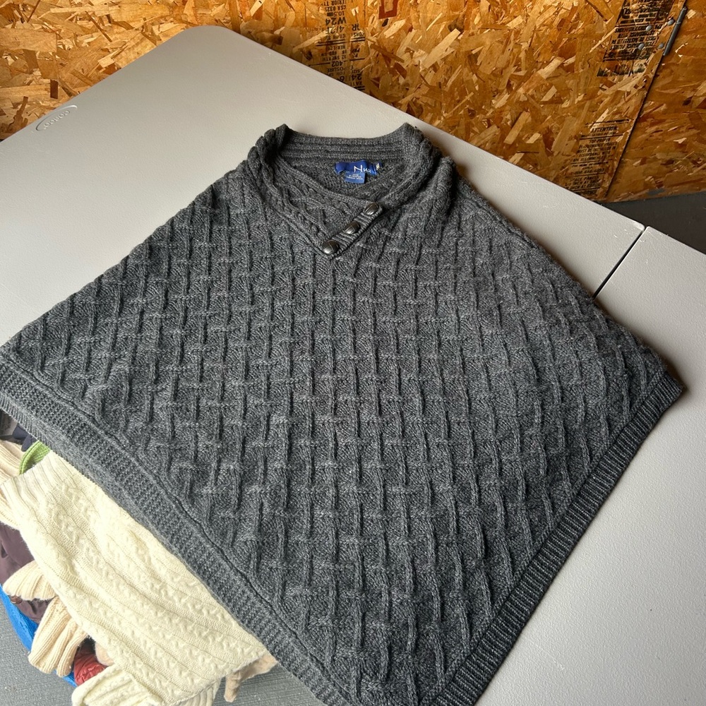 Chic Dark Gray Cable Knit Poncho
